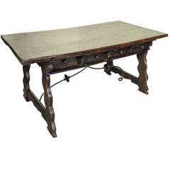Very Fine Mid-18th Century Spanish Desk 8