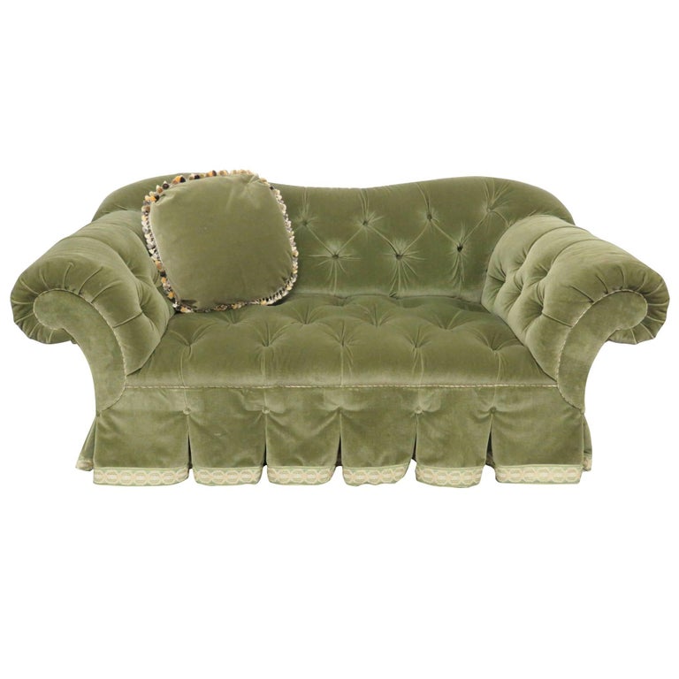Green Velvet Tufted Loveseat For Sale at 1stDibs