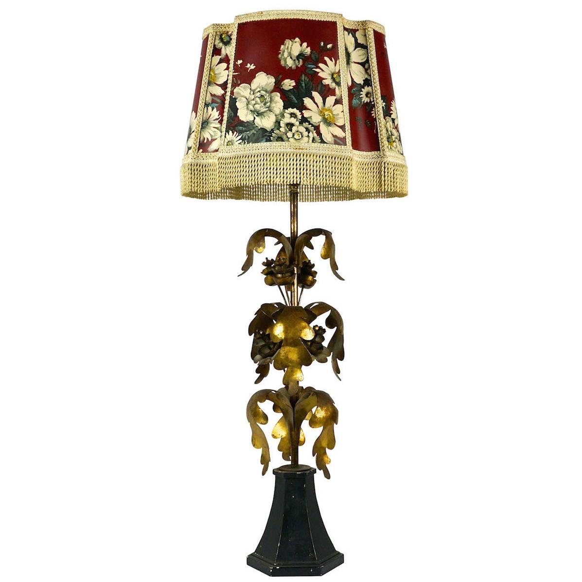 Vintage Italian Tole Gilt Hollywood Regency Table Lamp For Sale
