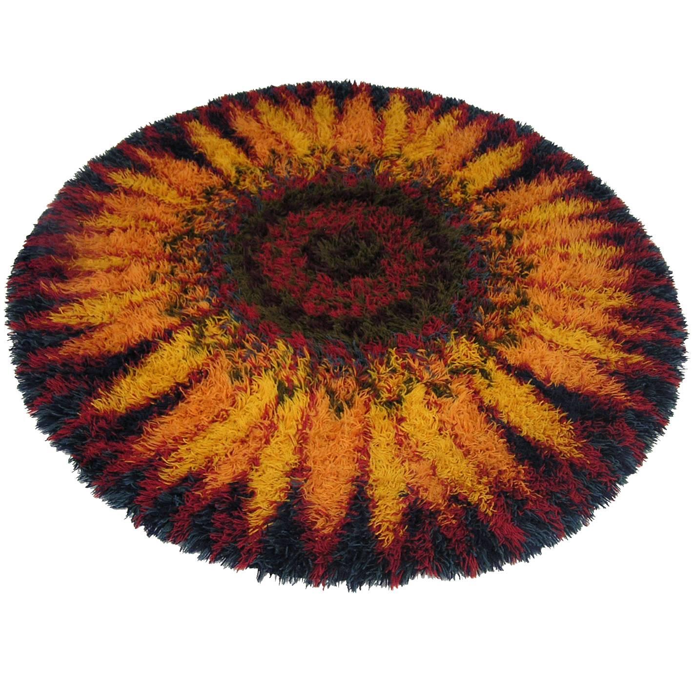 1970s Round Scandinavian Modern Sunburst Rya Rug, Denmark For Sale