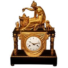 Empire Gilt and Patinated Mantel Clock 'Sacrifice a L'amour', Paris 19th Century