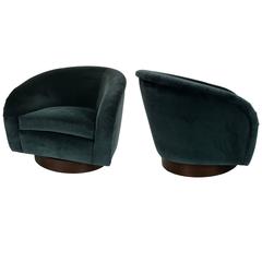 Luxe Pair of Swivel Lounge Chairs by Milo Baughman
