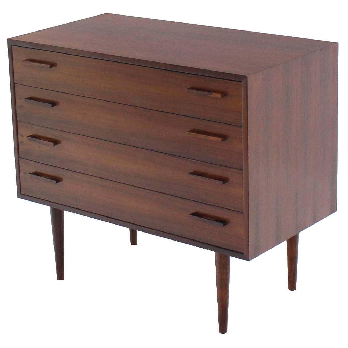 Nice Four Drawers Mid-Century Modern Rosewood Bachelor Chest For Sale