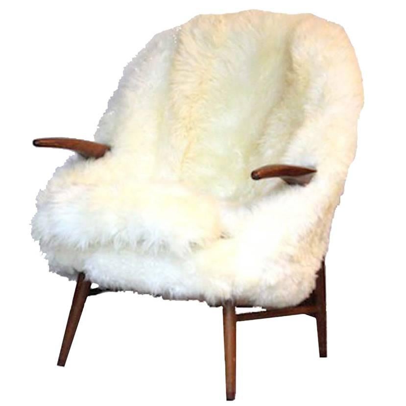 Danish Teak Lounge Chair in Sheepskin, Denmark, 1960s For Sale