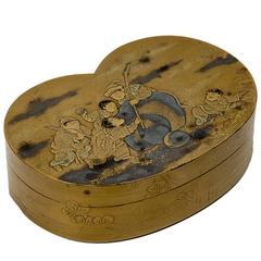 Antique Meiji Japanese Gold Lacquered Kobako “Decorative Box”