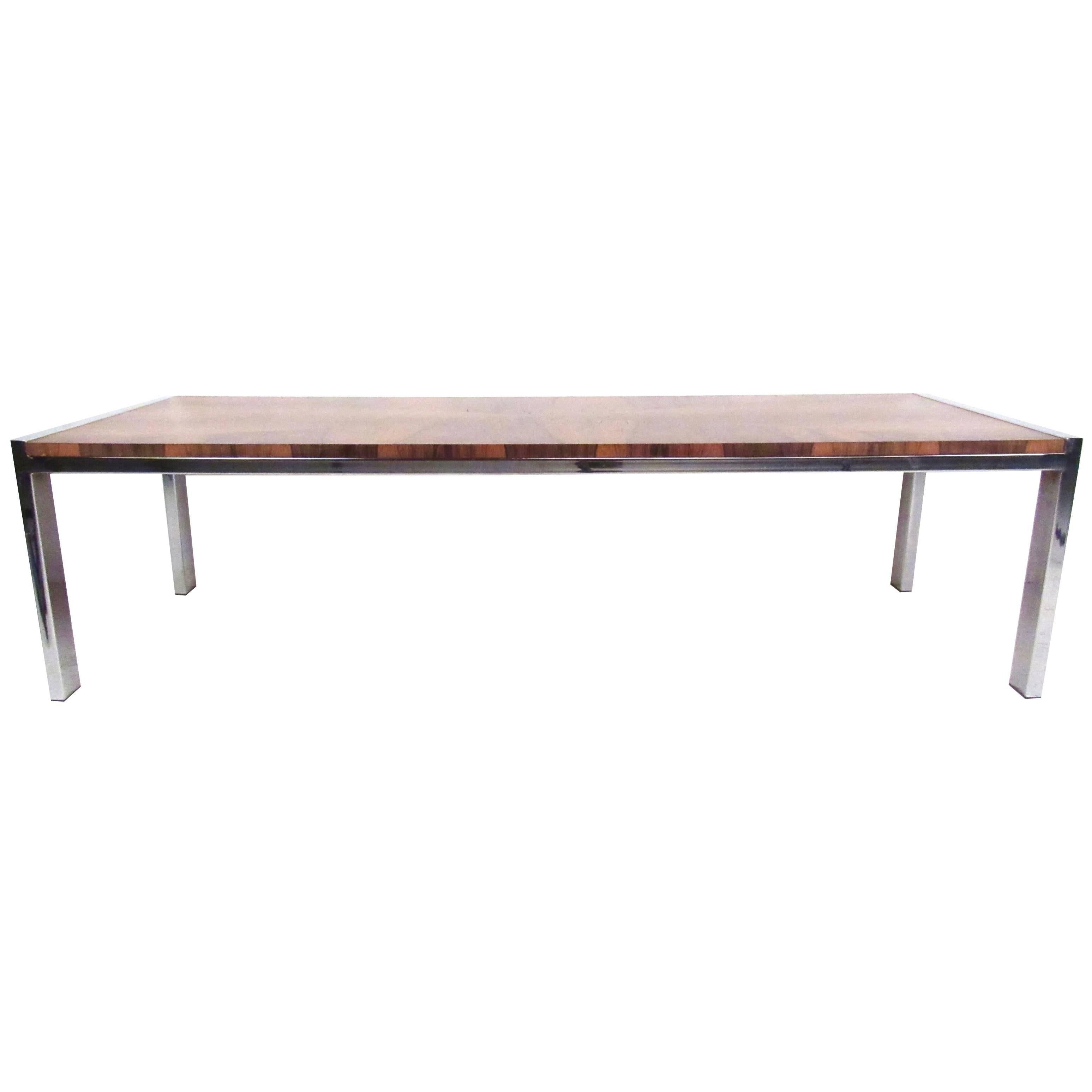 Vintage Modern Rosewood Coffee Table  For Sale