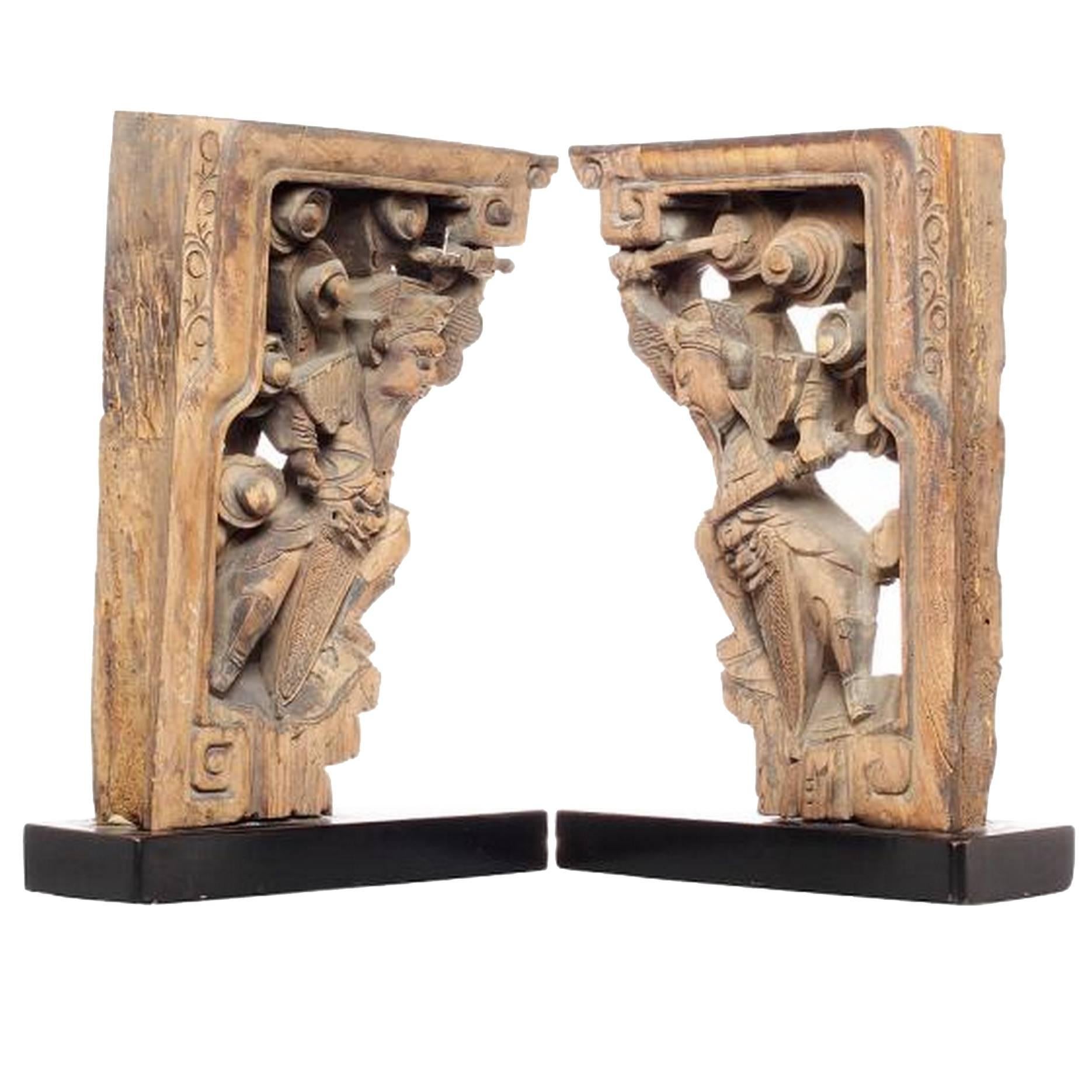 Pair of 19th Century Chinese Hand-Carved Temple Corbels with Characters For Sale