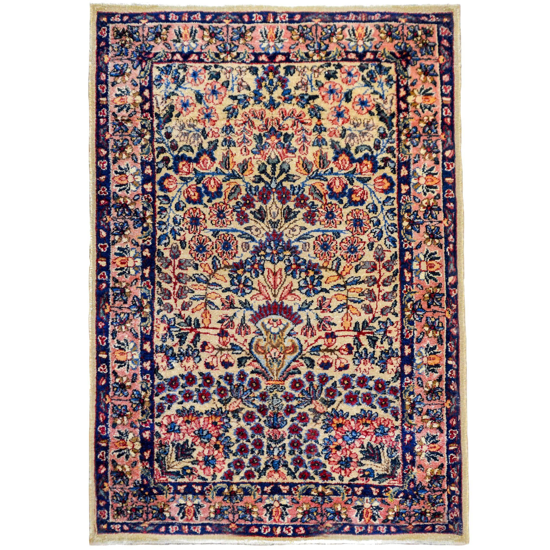 Exquisite early 20th Century Lavar Kirman Rug For Sale