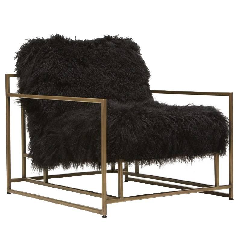 Fauteuil mongol en peau de mouton noire et laiton antique