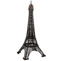 6.5 Ft. Grande statue en fer lourd Replica de la Tour Eiffel, Recyclez du fer vintage