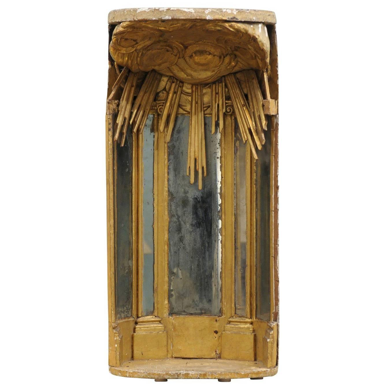 Italienisches Altarstück aus vergoldetem Holz des 19. Jahrhunderts mit Wolken-Sonnenstrahl-Motiven im Angebot