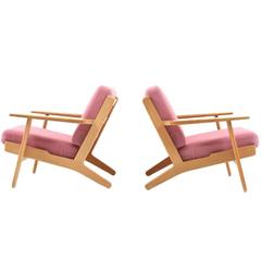 GE-290 Pair of Easychair in Oak by Hans J. Wegner