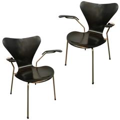 Arne Jacobsen, Pair of Model 3207 Chairs, by Fritz Hansen, 1955, Denmark 12