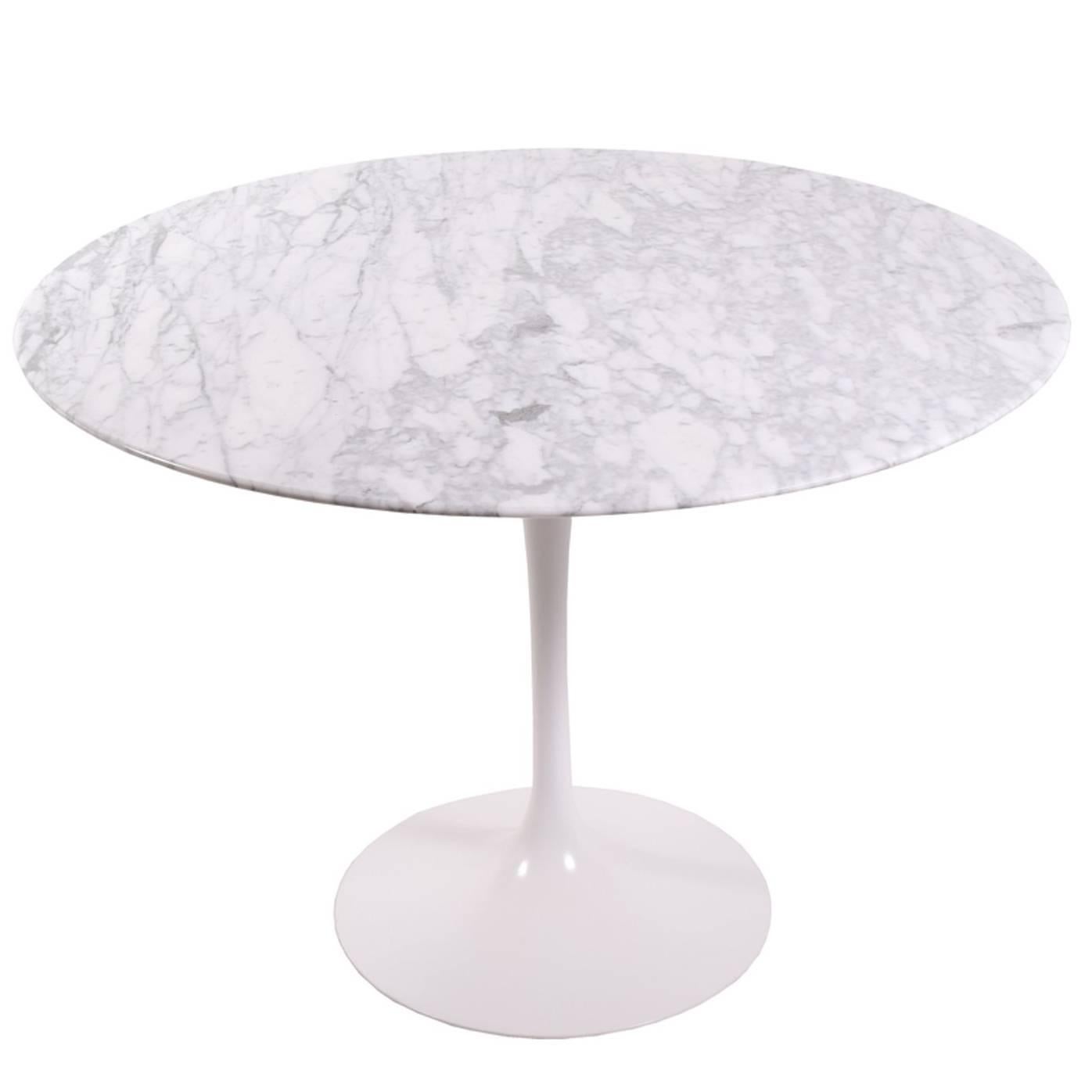 White Italian Marble Eero Saarinen Table Designed for Knoll