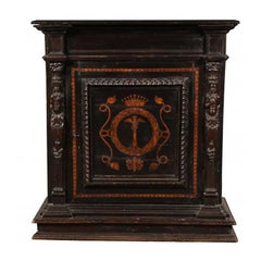 Meuble de rangement sculpté de la fin du XIXe siècle de style Renaissance