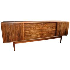 Großes dänisches Sideboard Credenza von Christian Linneberg aus der Jahrhundertmitte