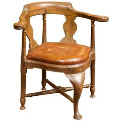 Italian Walnut Corner Chair with Leather Drop Seat, circa 1780