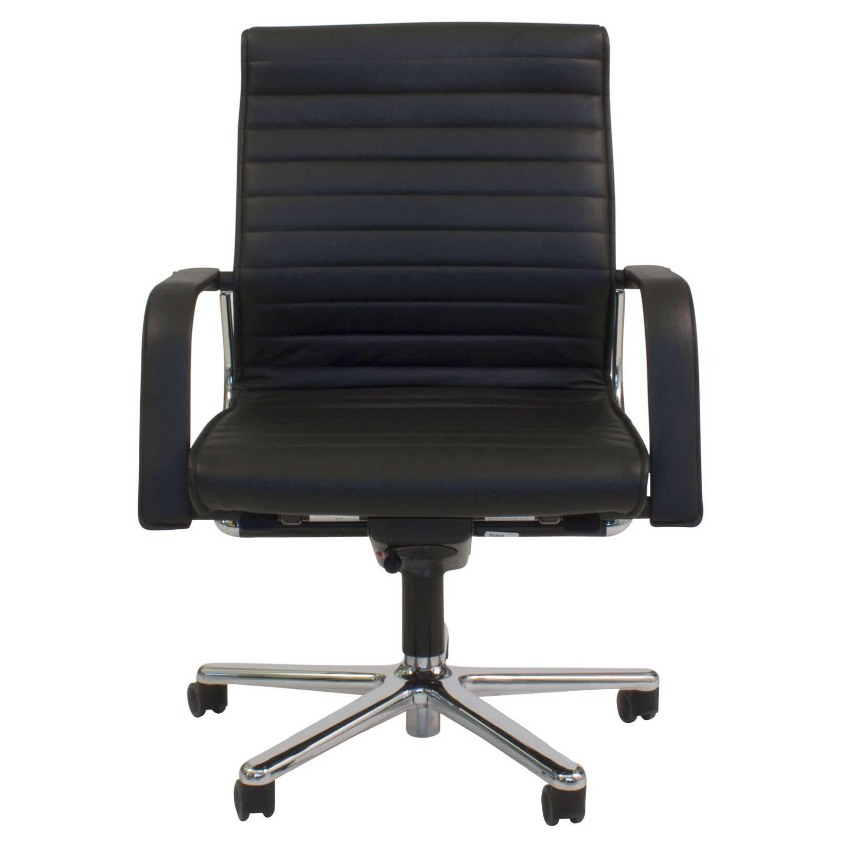 Black Leather FS 220/82 Office Swivel Task Chair by Franck & Sauer for Wilkhahn For Sale