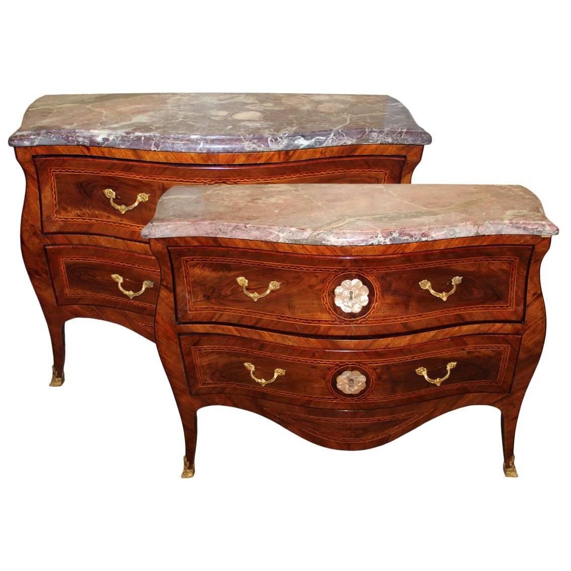 Pair of 18th Century Neapolitan Burl Walnut Parquetry Bombe Serpentine Commodes For Sale