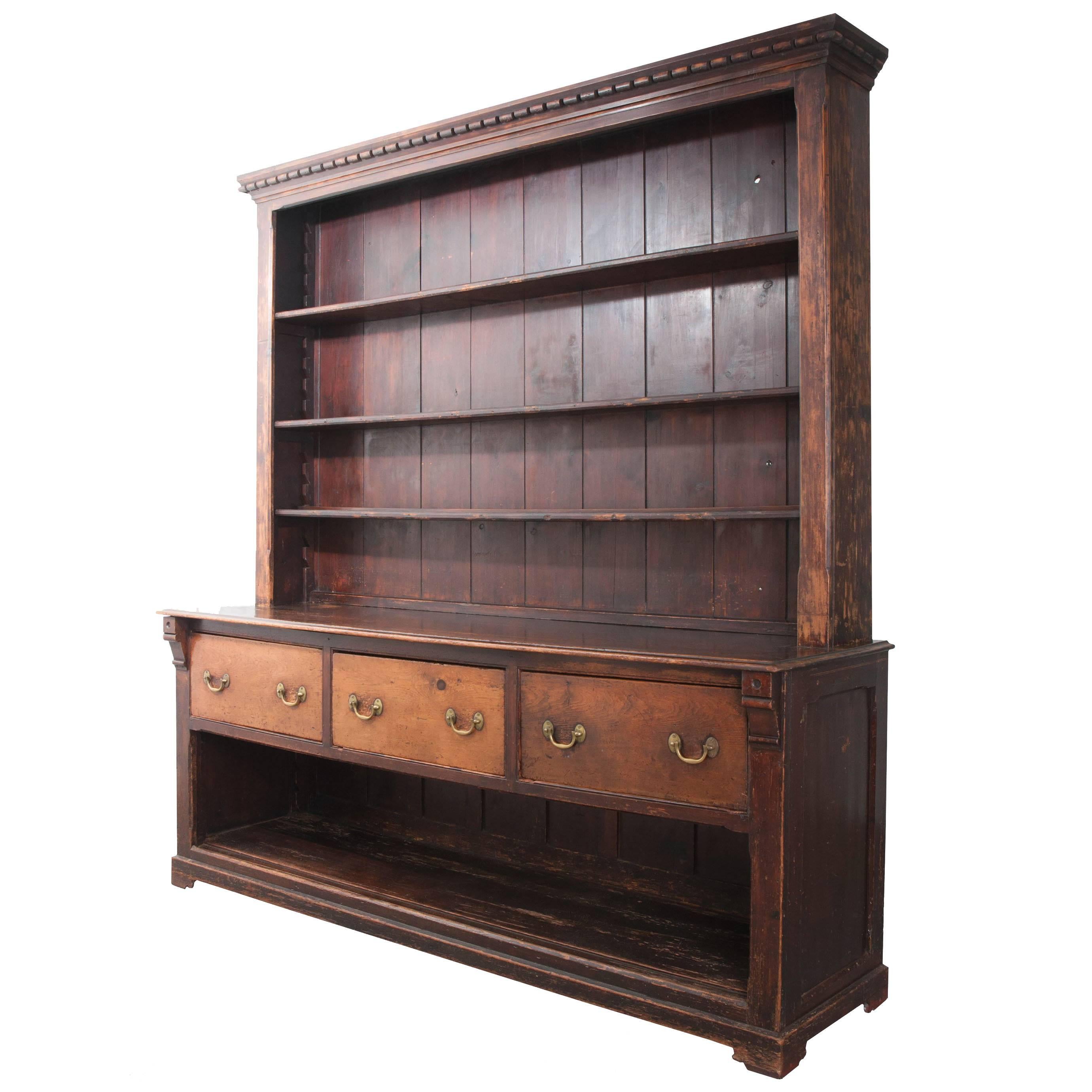 English Early 19th Century Pine Dresser with Potboard