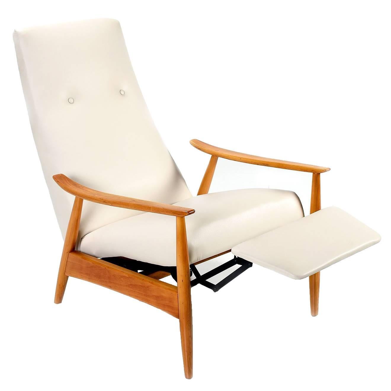 Milo Baughman for Thayer Coggin Oak Reclining Leather Lounge Chair