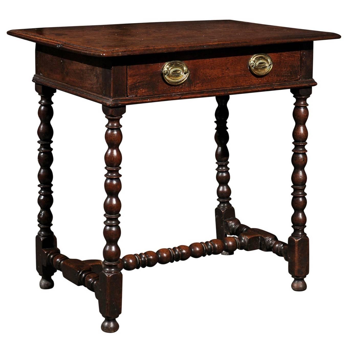 English Georgian Oak Bobbin Leg Side Table from the Late 18th Century
