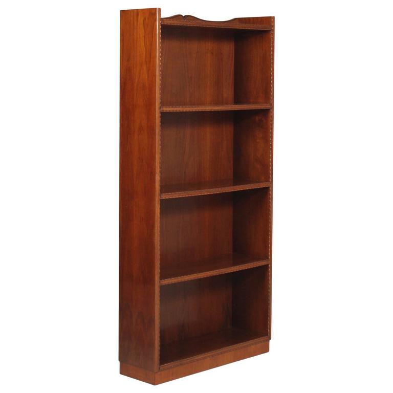 Mid Century Modern Small Elegant Italian Bookshelf In Vittorio Dassi Mid Century Modern Small Elegant Italian Bookshelf In Vittorio Dassi Style For
