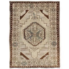 Vintage Oushak Rug from Turkey with Geometric Medallion in Cream and Blue