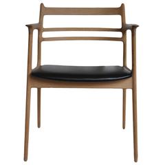 Highly unusual Scandinavian Midcentury Elbow Chair 3
