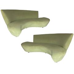 Rare Bookmatched Pair of Bilbao Sofas by Vladimir Kagan 1