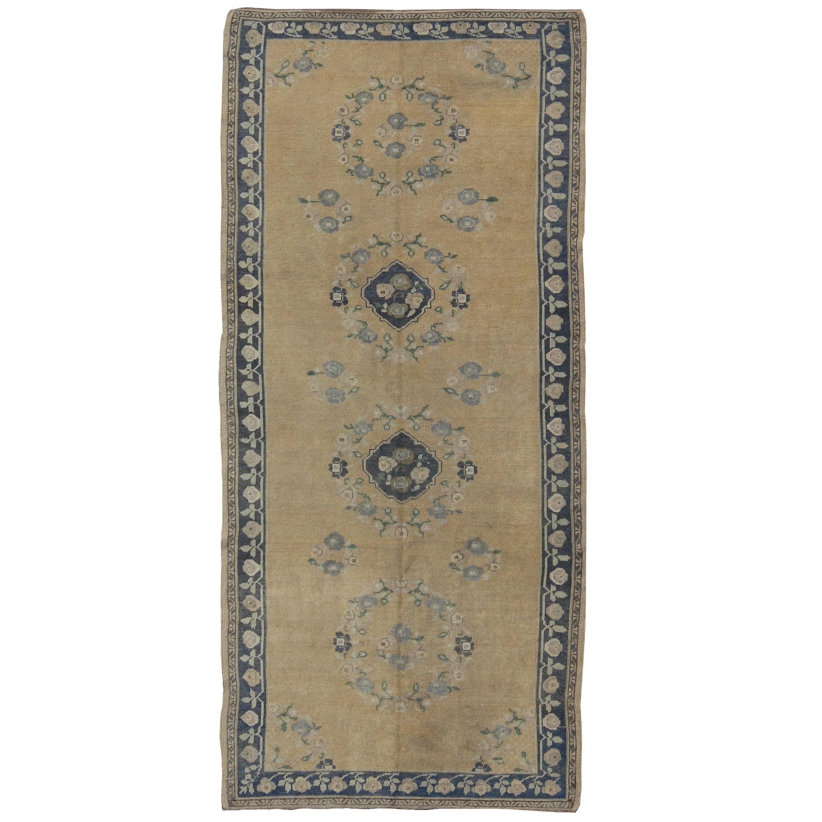 Oushak Gallery Rug from Mid-20th Century Turkey with Floral Design