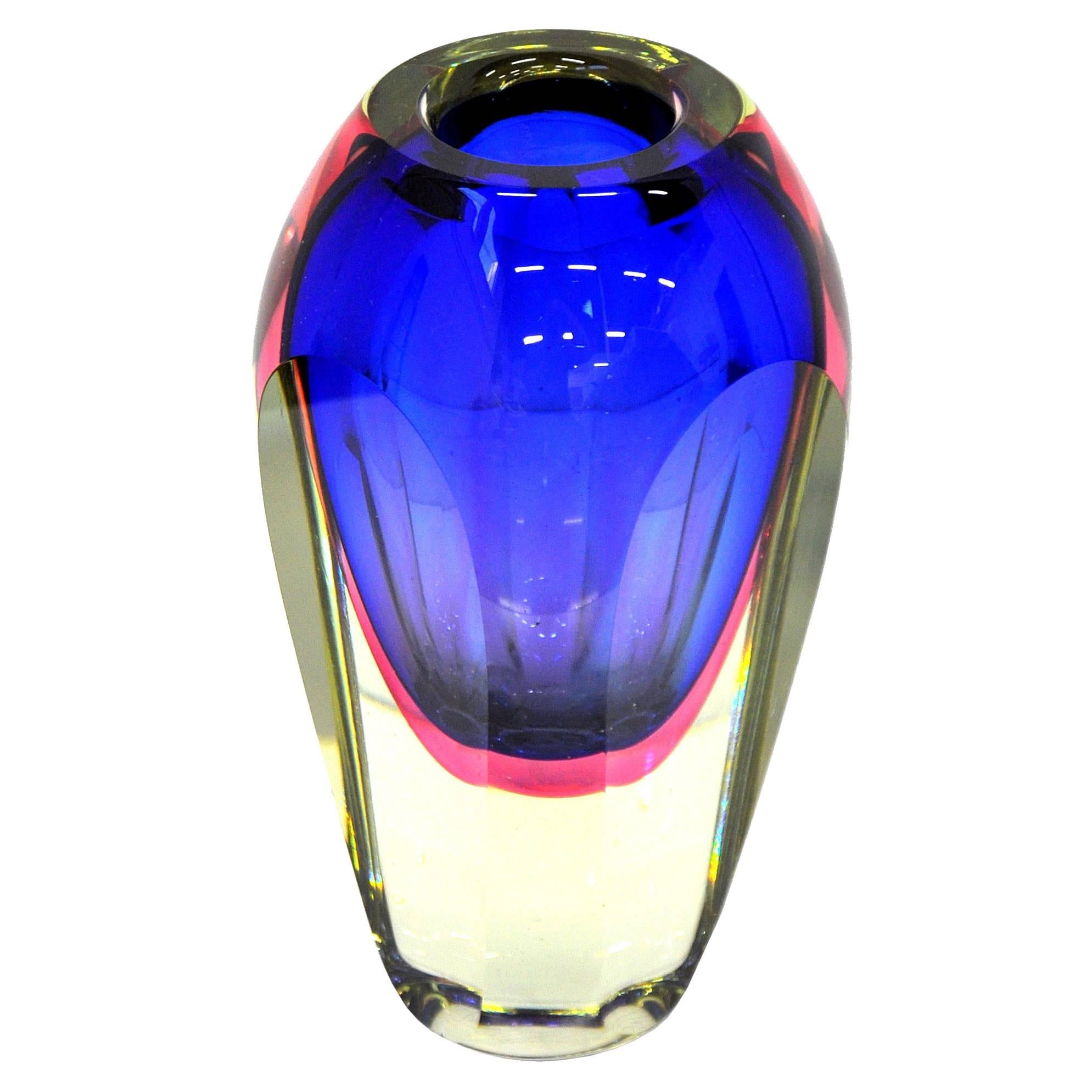 Flavio Poli Seguso Murano Glass Sommerso Vase