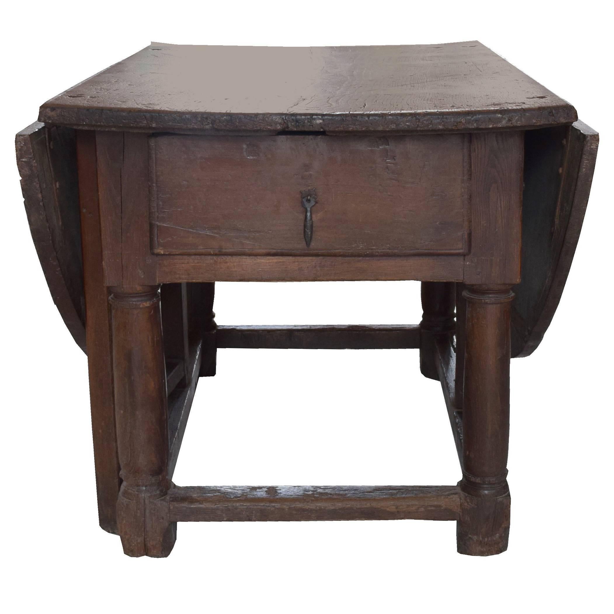 English 18th Century Drop-Leaf Table