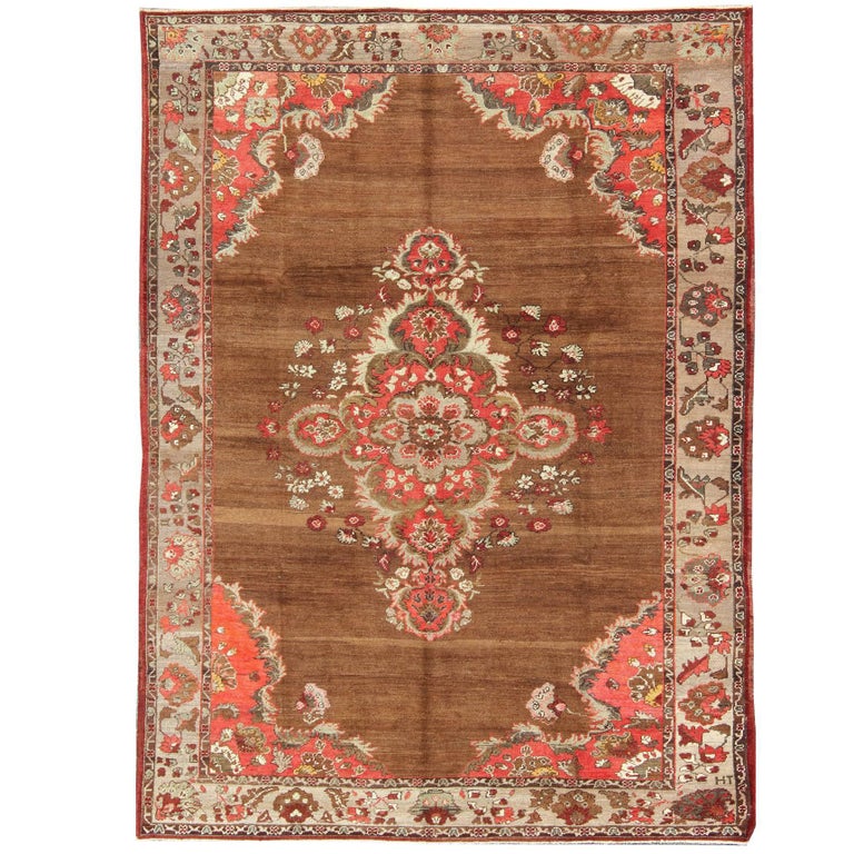 Eastern Turkish Rug For Sale at 1stdibs