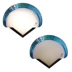 Mid-20th Century Pair of Leucos Murano Moulded Wall Glass Sconces, 1970s Mid-20th Century Pair of Leucos Murano Moulded Wall Glass Sconces, 1970s