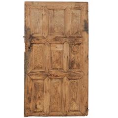 Single 19th Century European Rustic Wood Door with Delicate Carved Pattern 5