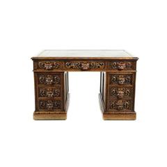 Antique English Late Victorian Intricately Carved Oak Desk, 19th Century