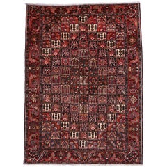 Tapis persan ancien Bakhtiari avec motif de jardin à quatre saisons