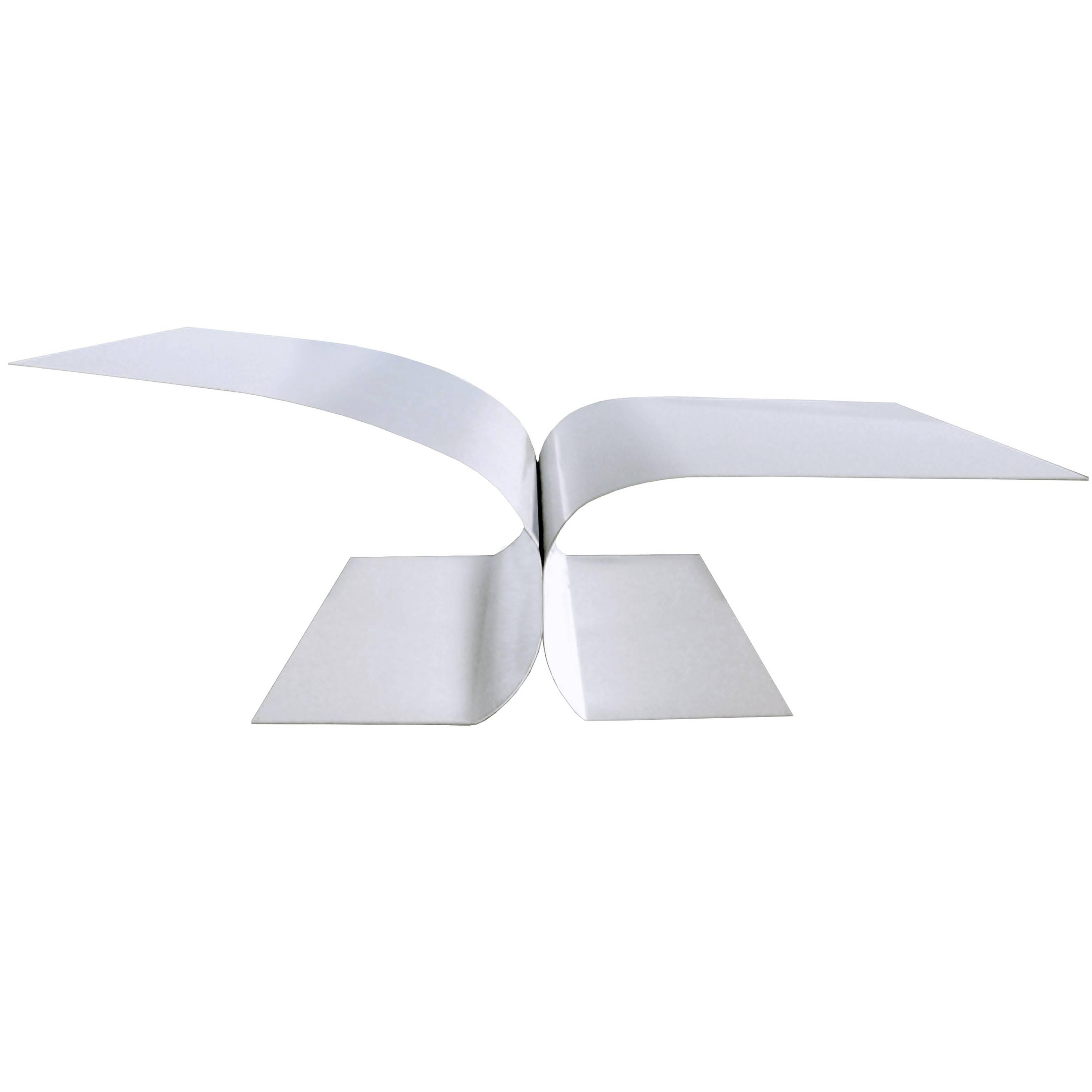 Lit d'extérieur avec revêtement en poudre en forme d'oiseau de style contemporain minimaliste