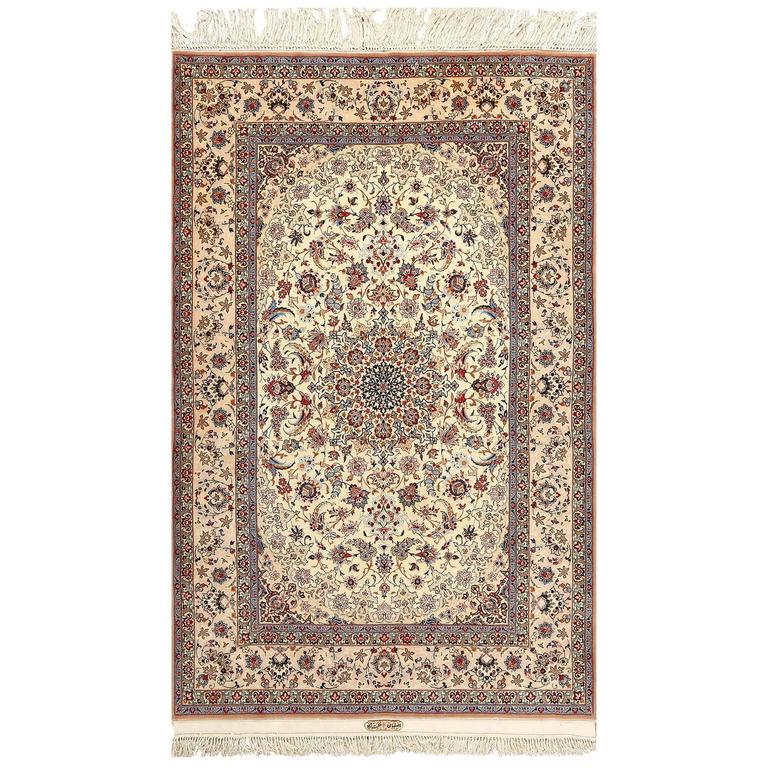 Vintage Ivory Isfahan Persian Rug For Sale at 1stdibs
