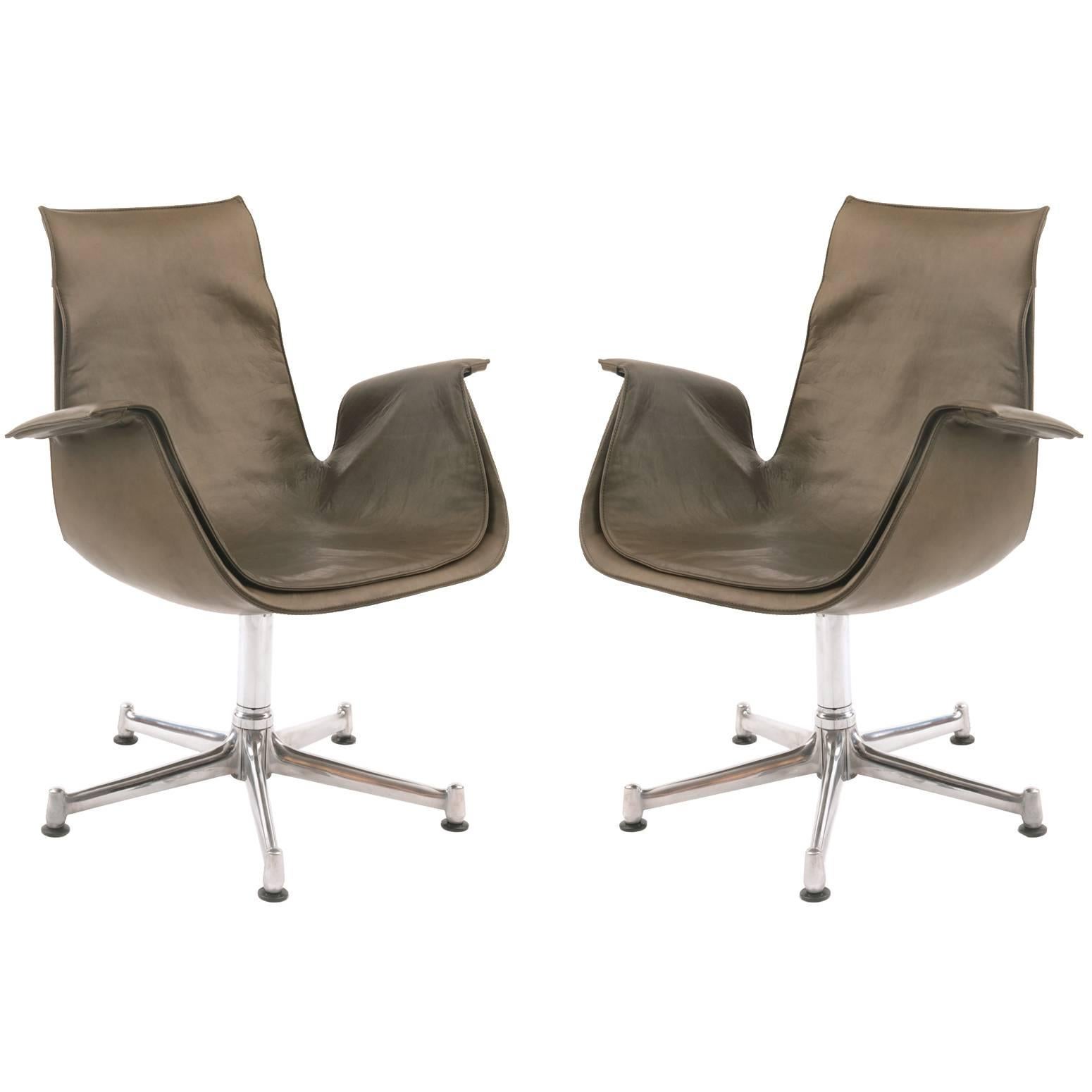 Pair of Khaki Green Leather Fabricius and Kastholm Lounge Chairs