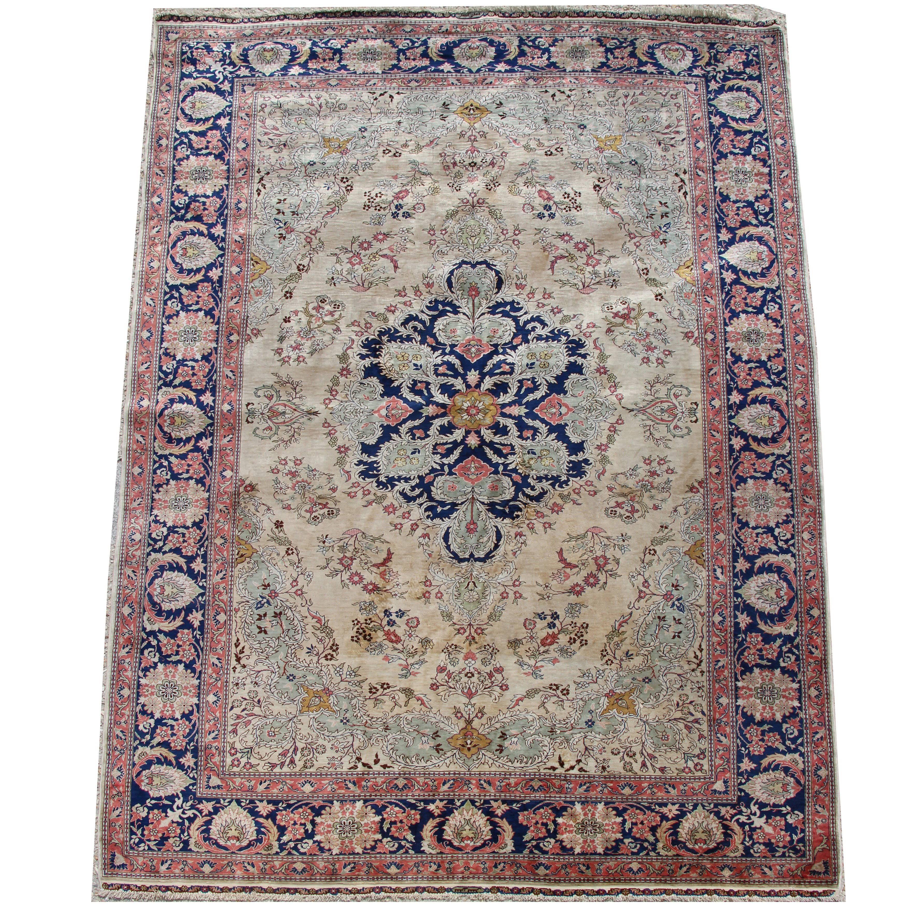 20th Century Signed Rug in Silk - Hereke, Turkey, circa 1970 For Sale