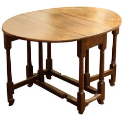 18th Century English Oak Gate Leg Side Table