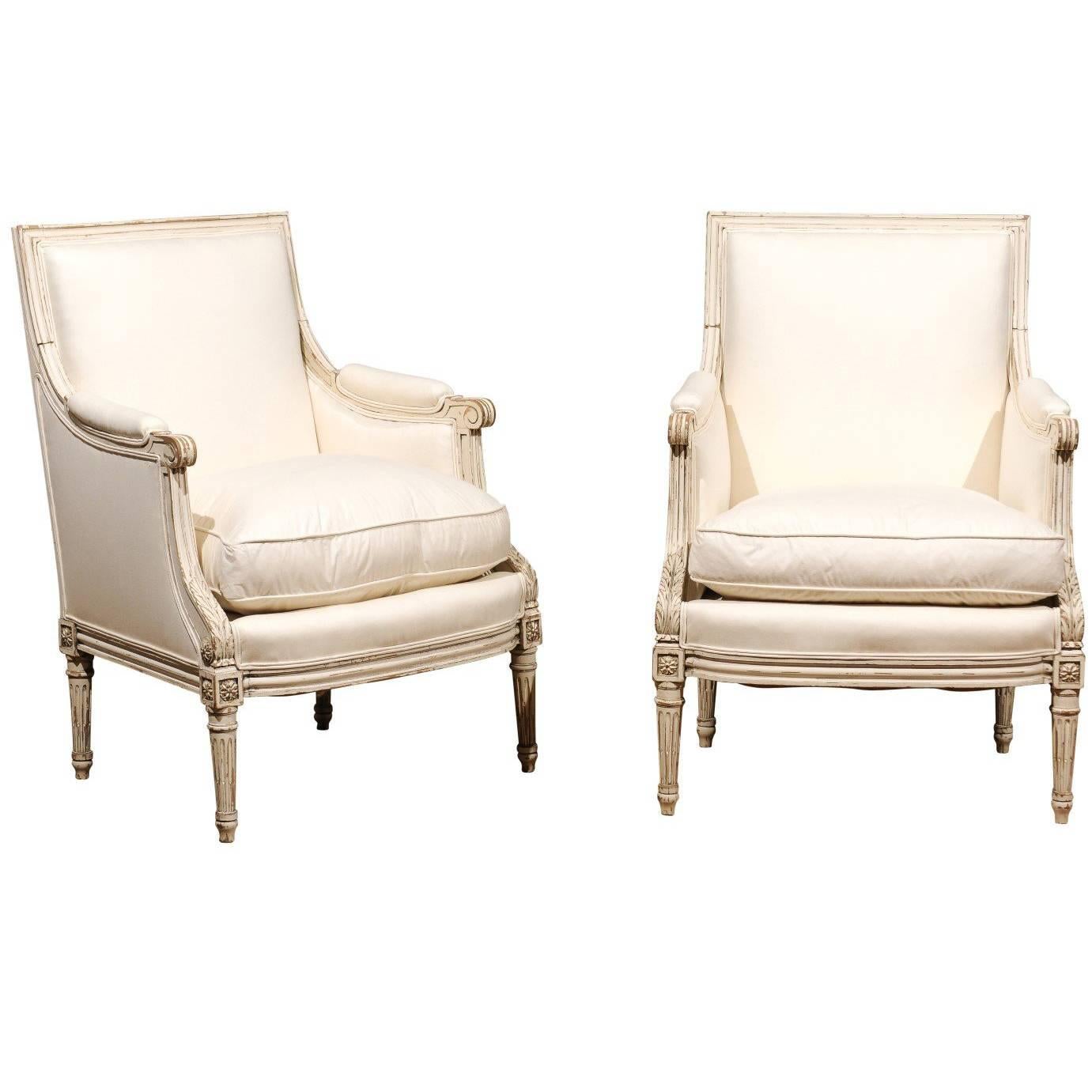 Pair of French Louis XVI Style 1910s Bergère Chairs with Light Painted Finish