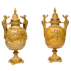 Große Marmor- und Ormolu-Urnen des 19. Jahrhunderts (Louis XVI)