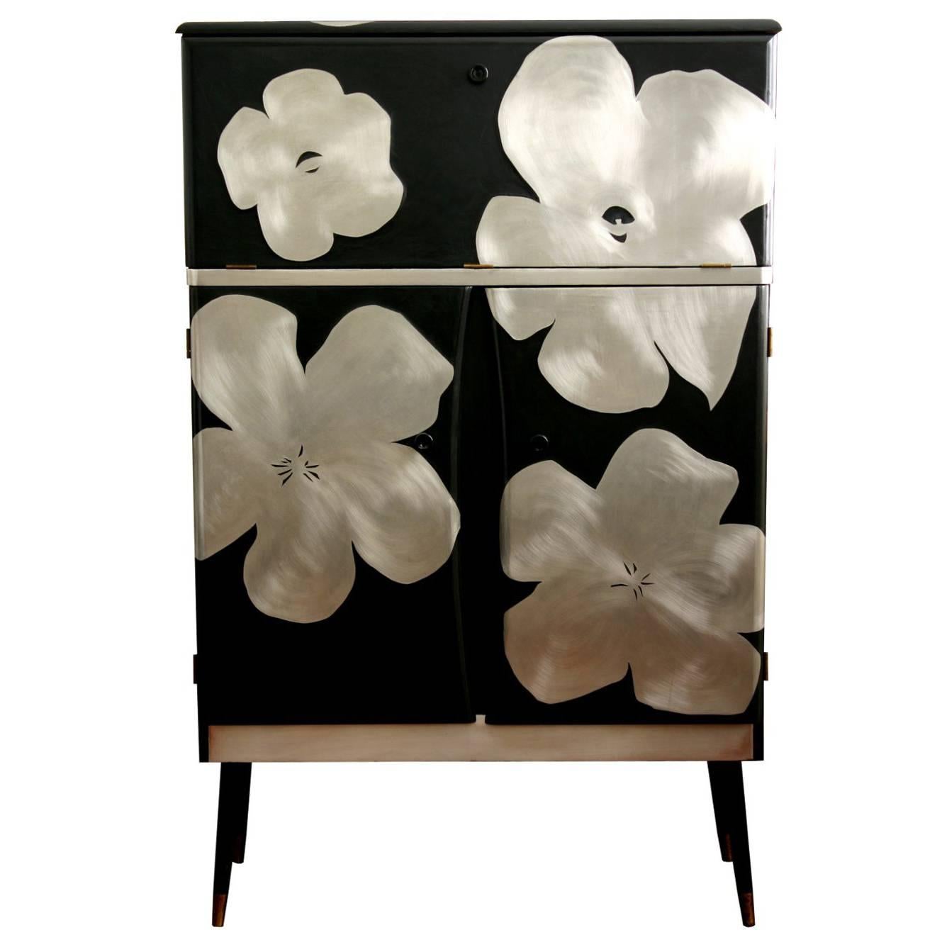 Kate Noakes Cocktail Cabinet 'Poppy' For Sale
