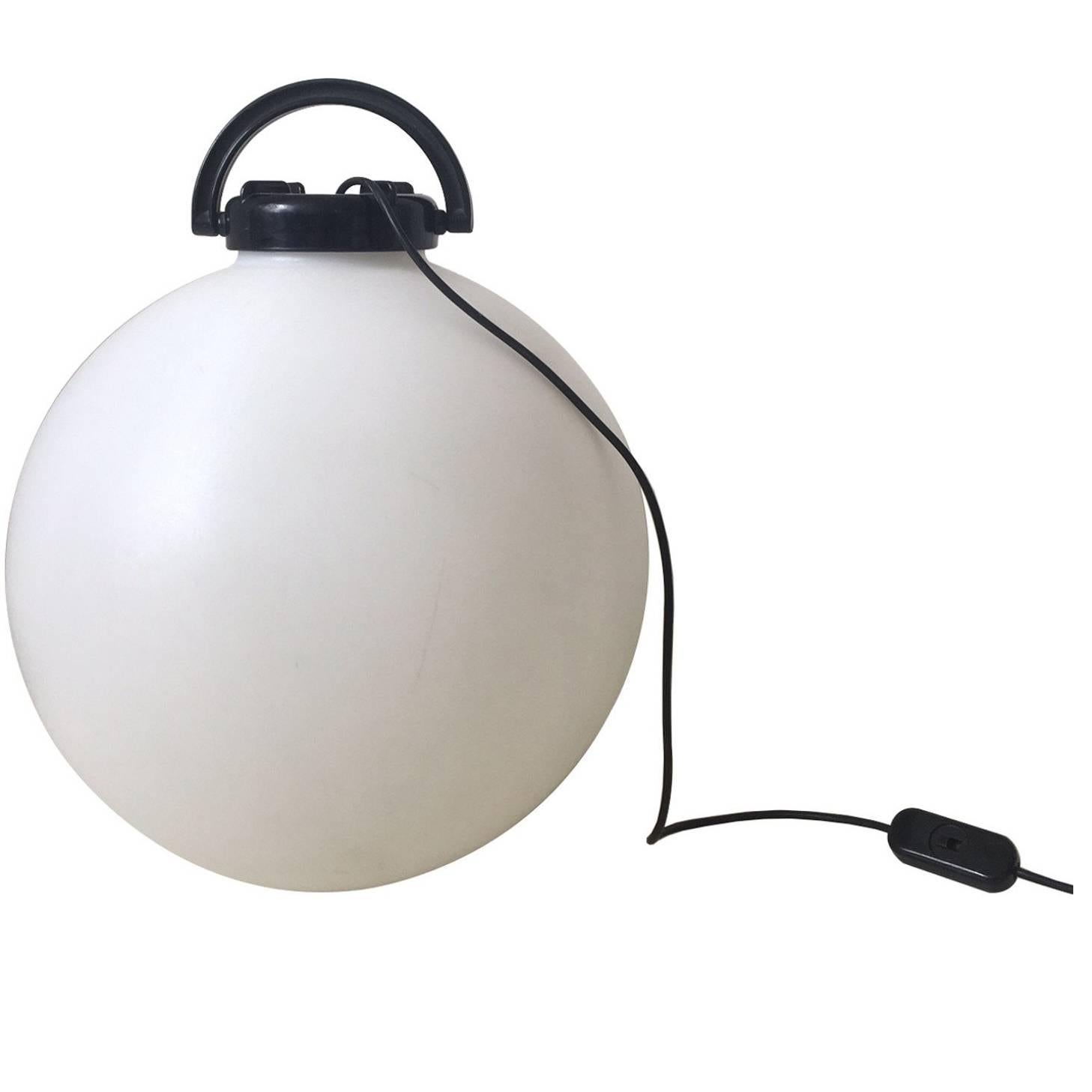'Tama' Black and White Floor Lamp by Isao Hosoe for Valenti, 1975 For Sale