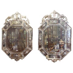 Late 19th Century Pair of Octagonal Venetian Mirrors 4