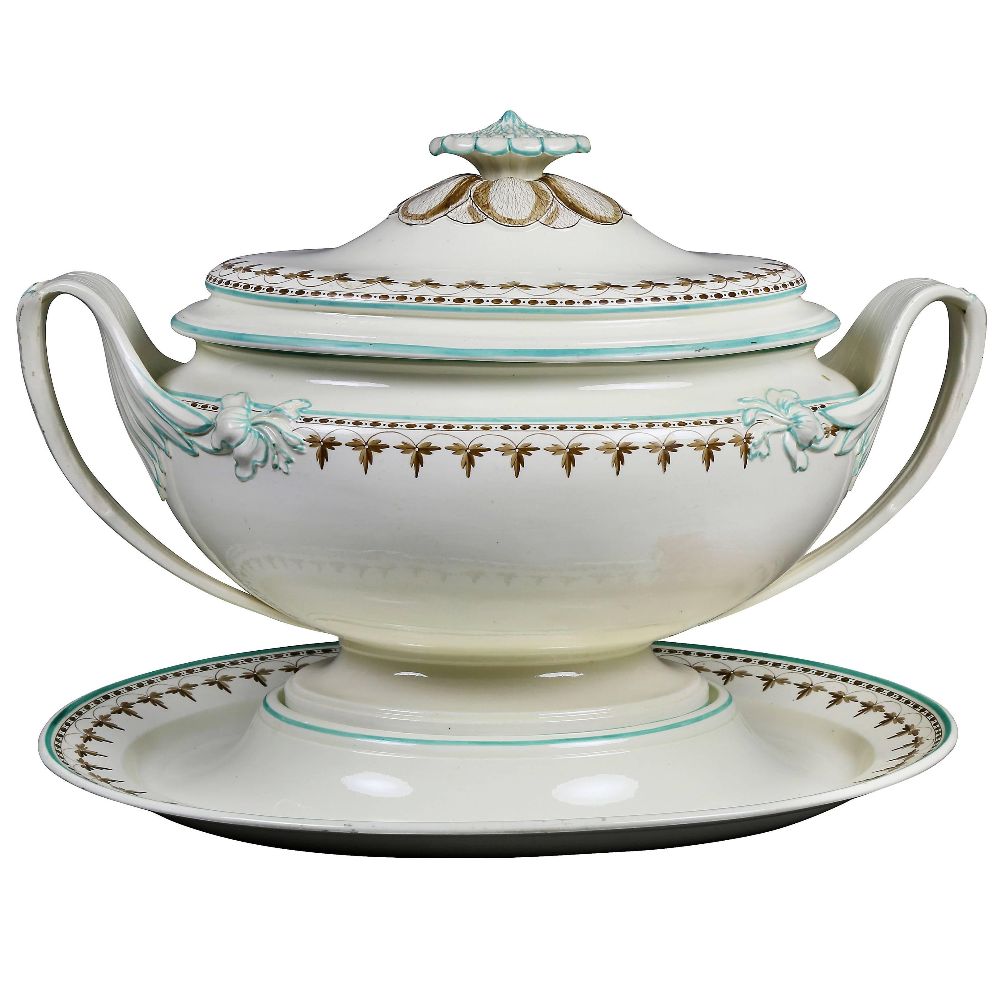 Wedgwood Creamware Soup Tureen at 1stDibs wedgwood tureen