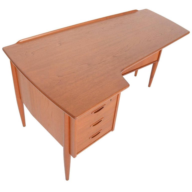 Swedish Modern Boomerang Desk in Teak by Lelangs Mobelfabrik #2 For Sale at  1stDibs